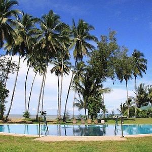 Langkah Syabas Beach Resort